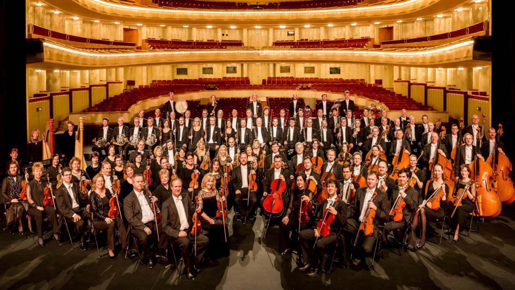 写真、ポーランドワルシャワ国立歌劇場のオーケストラメンバー