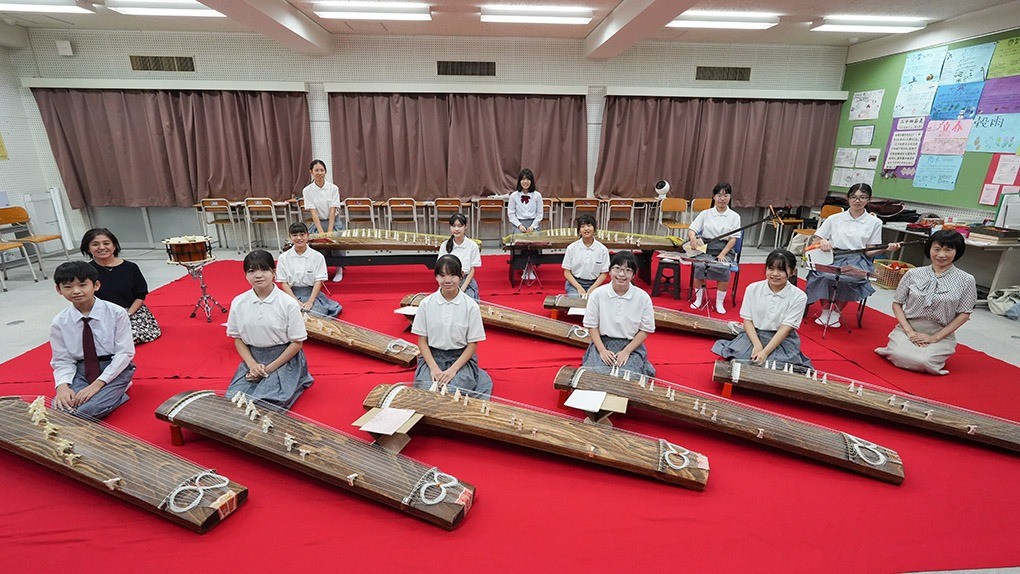 合奏している様子