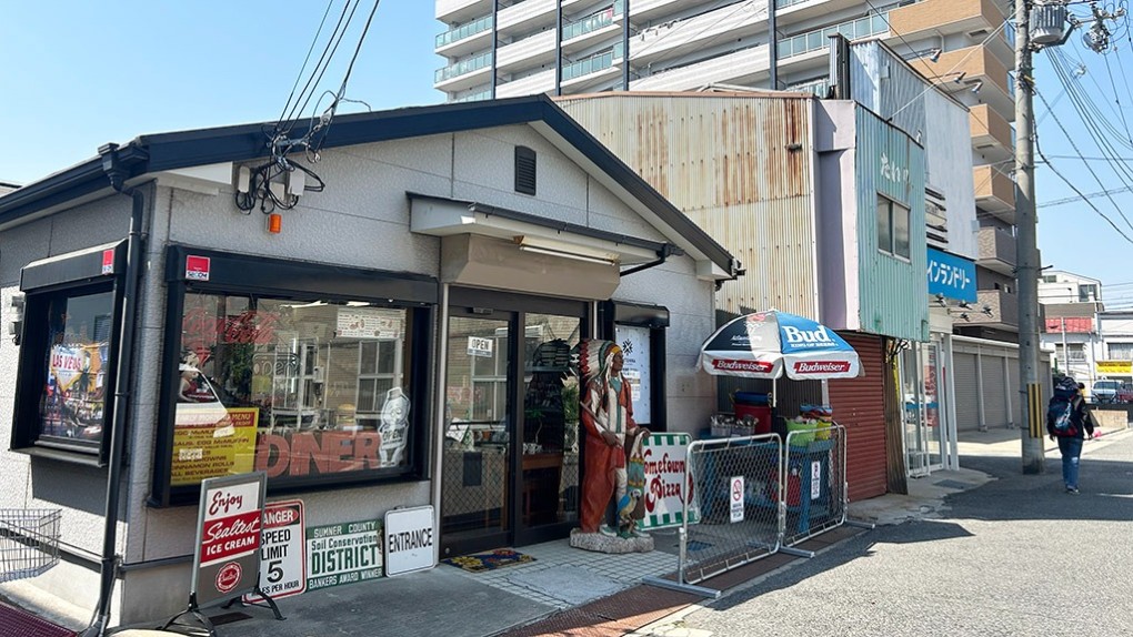 写真、雑貨店アンテナ