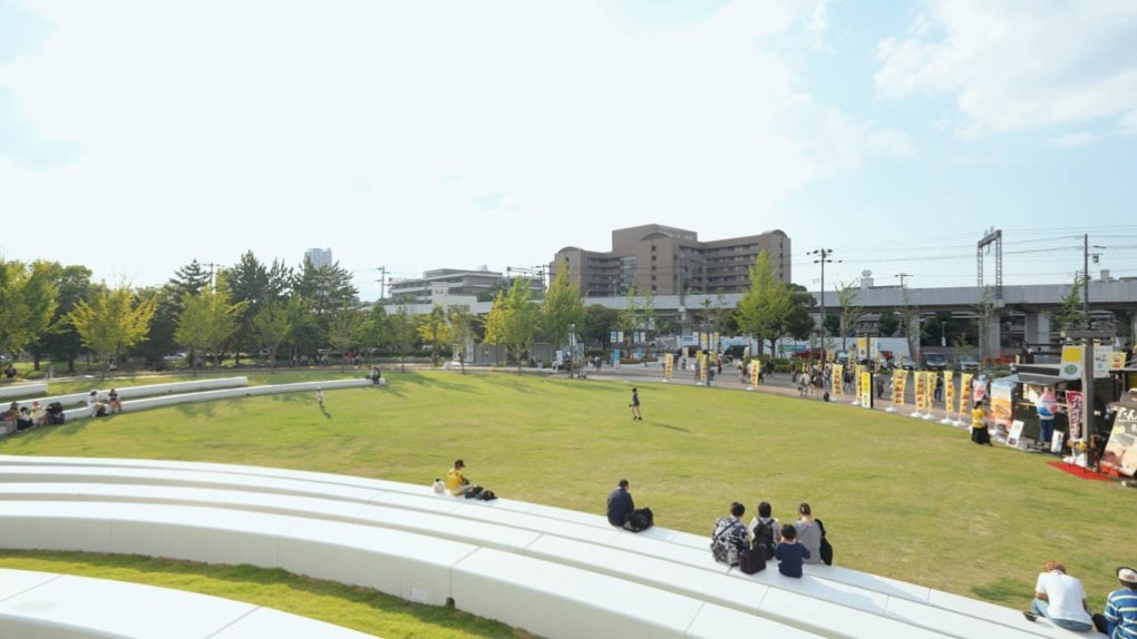 写真、阪神大物駅周辺の公園を中心としたまちづくり