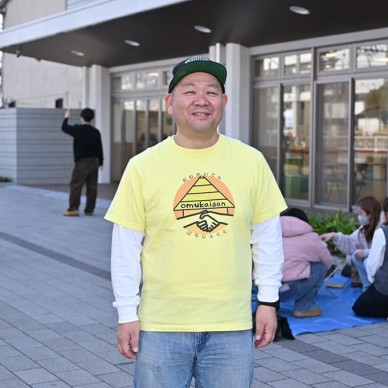 外国から尼崎に来た人たちの頼れる“おむかいさん”に